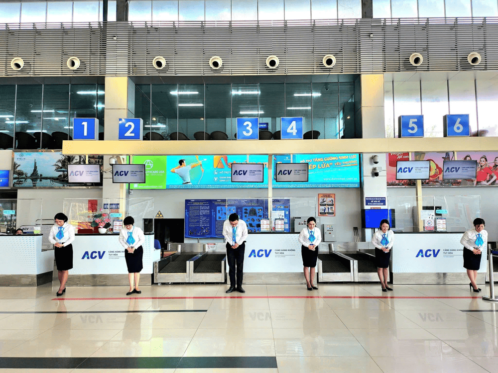 Sân bay Tuy Hòa thuộc tỉnh Đắk Lắk, cách trung tâm phường Phú Yên khoảng 10km (Nguồn: Tổng công ty cảng hàng không Việt Nam - CTCP)